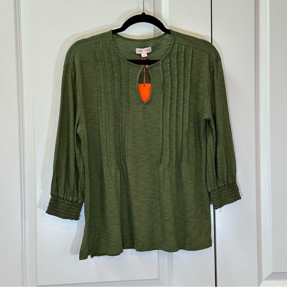 Knox Rose Women's Pintuck 3/4 Sleeve Shirt Olive Green Size XS (oversized)